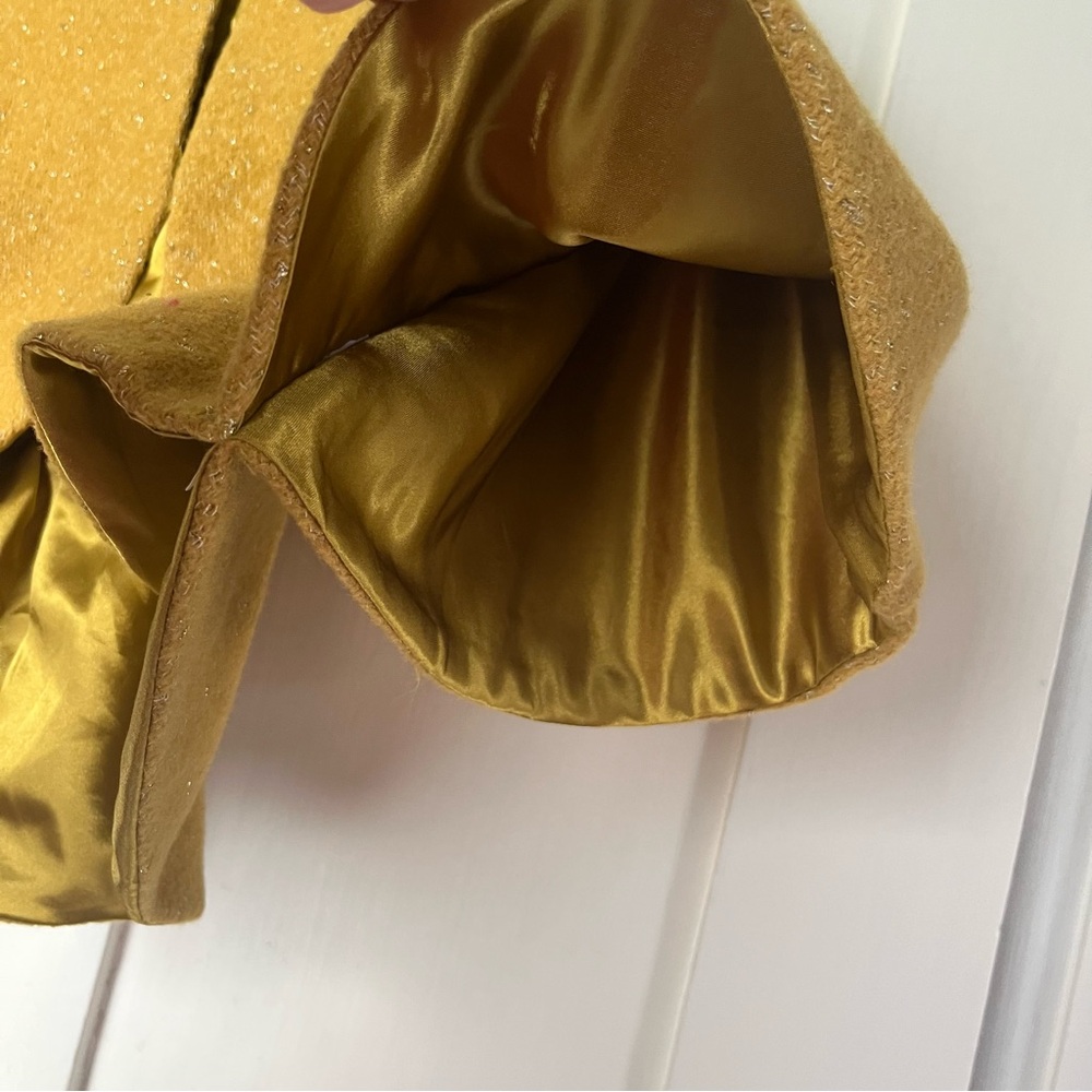 Genuine Kids from Oshkosh Gold Glittery Cape Jacket 5T - Picture 7 of 7